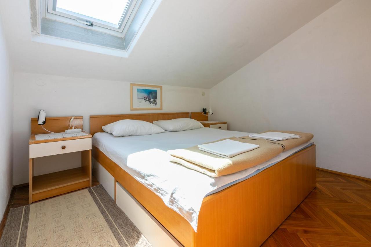 Apartments Rozaria ドラマリ エクステリア 写真