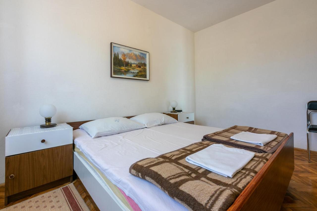 Apartments Rozaria ドラマリ エクステリア 写真